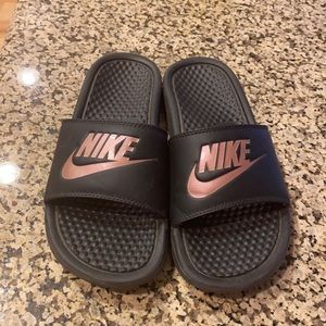 Nike slides